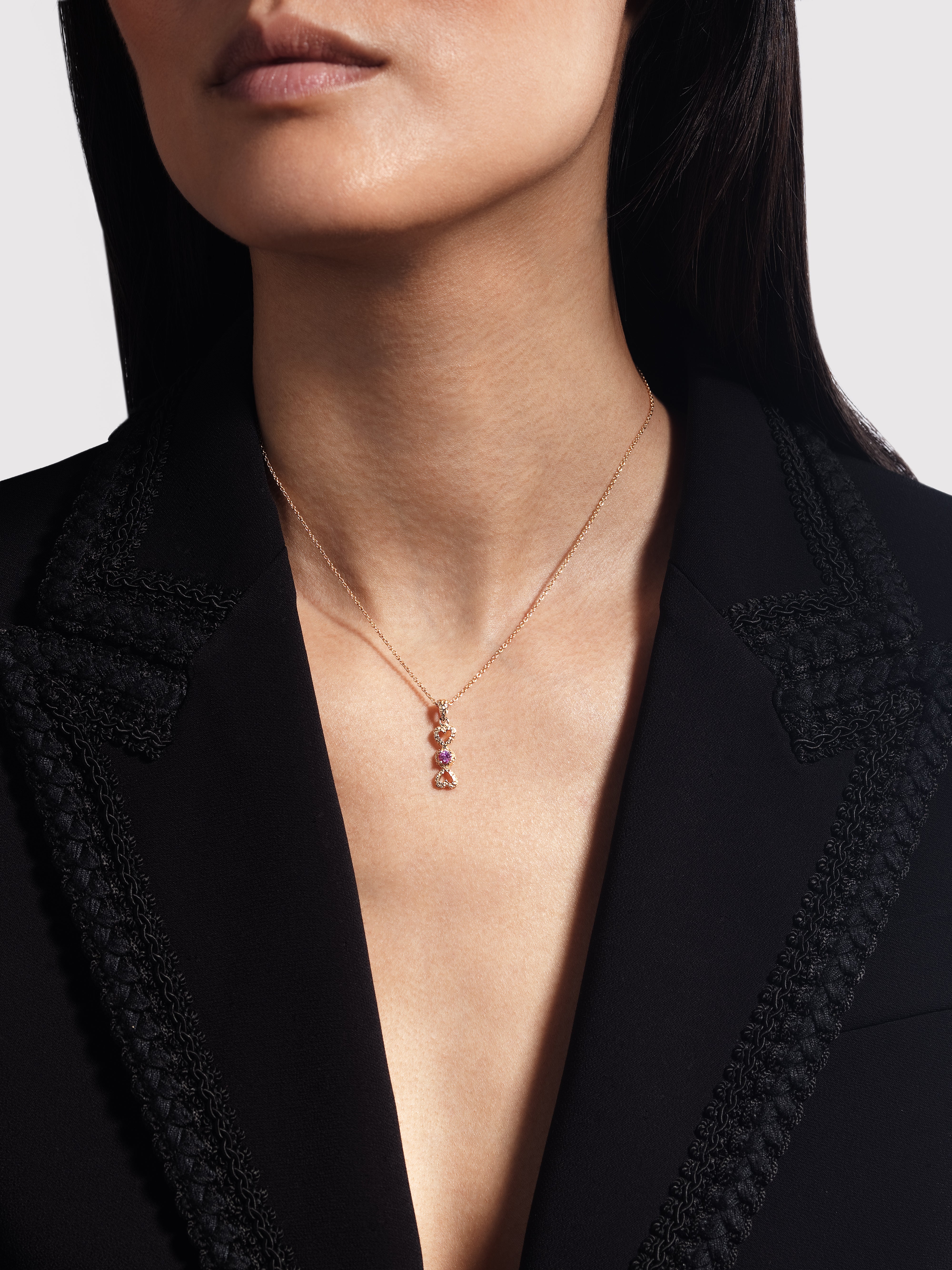 Pendentif Noémie Coeur Inversé Saphir Rose